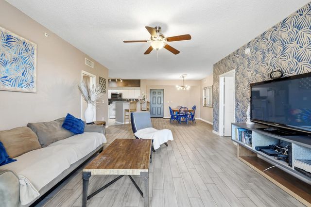 2 of 15 - 11750 Saint Andrews Place #203, Wellington, FL