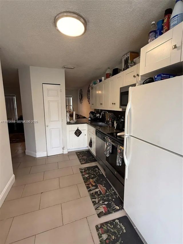 3 of 6 - 20305 Nw 27th Court, Miami Gardens, FL