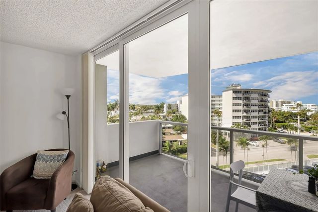 5 of 40 - 2701 N Ocean Boulevard #5f, Fort Lauderdale, FL
