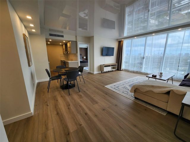 4 of 39 - 1720 Harrison Street #16b, Hollywood, FL