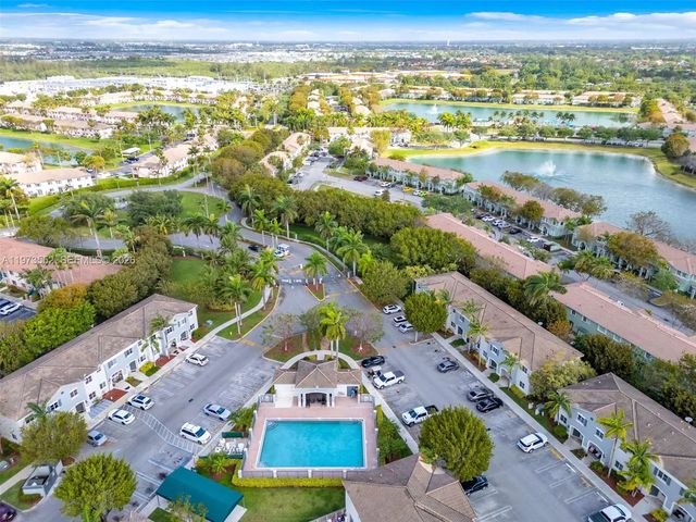 5 of 37 - 1687 Se 30th Street, Homestead, FL