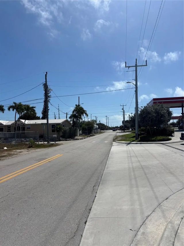 3 of 6 - 319 Tuskegee Street, Marathon, FL