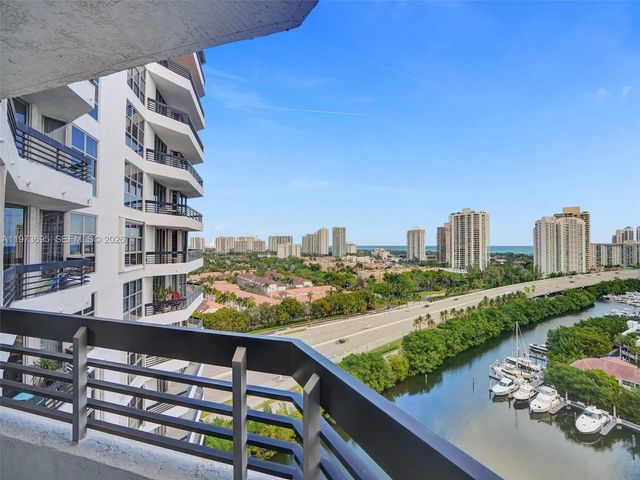 4 of 29 - 3400 192nd Street #1811, Aventura, FL