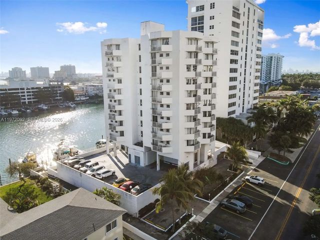 2 of 24 - 7933 West Drive #819, North Bay Village, FL