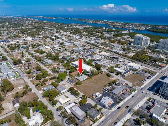 3 of 39 - 400 Ne 2nd Street, Boynton Beach, FL