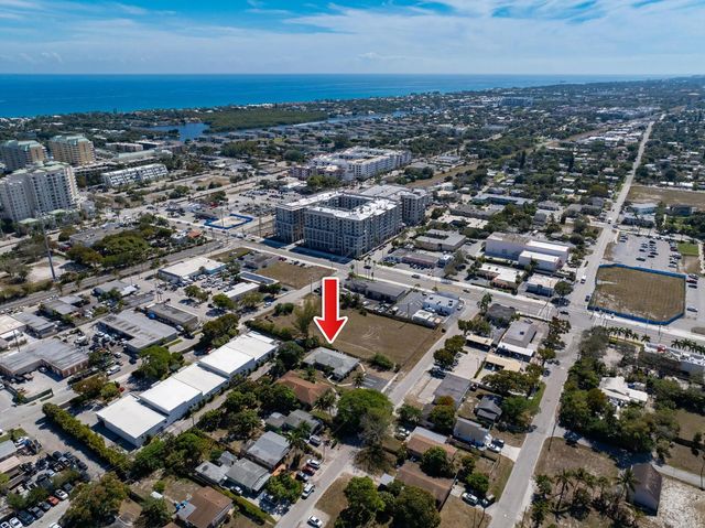 5 of 39 - 400 Ne 2nd Street, Boynton Beach, FL
