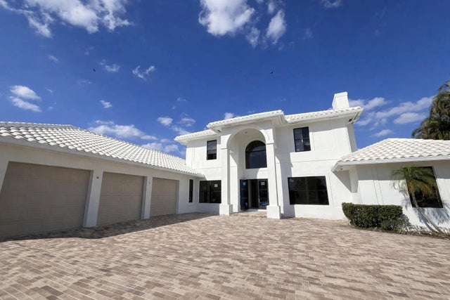 Photo of Listing #R11167390