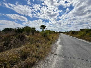 Photo of Listing #R11167404