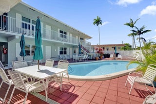 Photo of Listing #R11167402