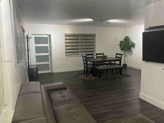 2 of 35 - 3008 Nw 13th Street, Miami, FL