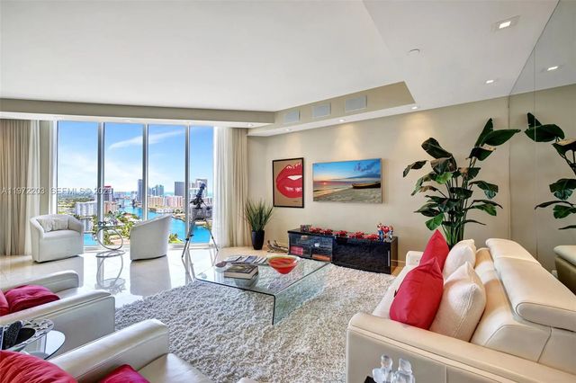 3 of 91 - 21200 Point Place #ph2804, Aventura, FL