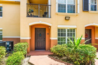 Photo of Listing #R11167434