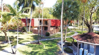 Photo of Listing #F10555337