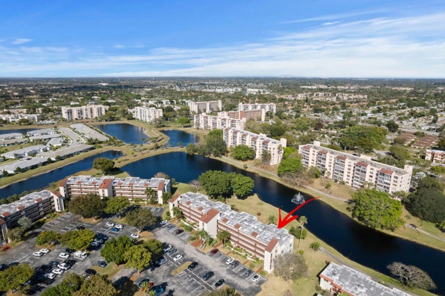 27 Abbey Lane #307, Delray Beach