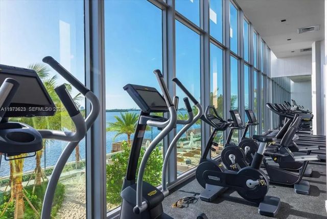 5 of 35 - 2900 Ne 7th Avenue #3004, Miami, FL