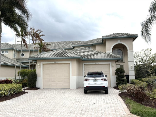 Photo of Listing #R11167526