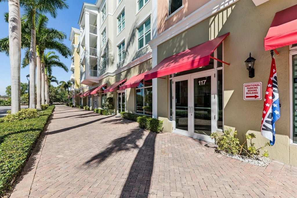 117 Moorings Drive #38-39, Lantana