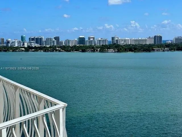 7601 E Treasure Drive #1905, North Bay Village