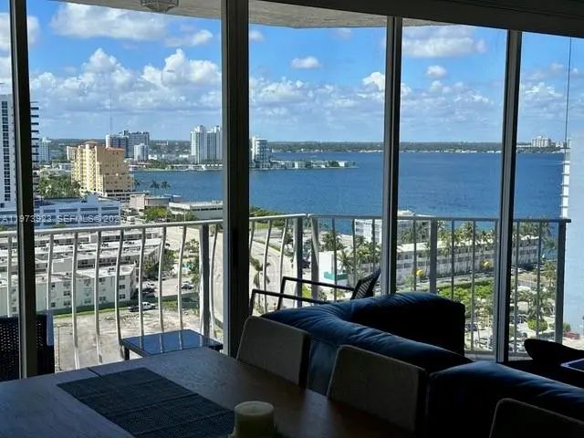 5 of 16 - 7601 E Treasure Drive #1905, North Bay Village, FL