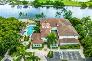 Photo of Listing #R11167537