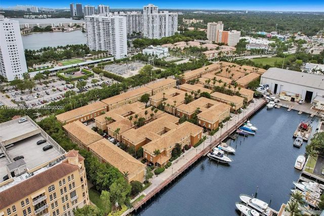 2 of 4 - 2965 Ne 185th Street #1513, Aventura, FL