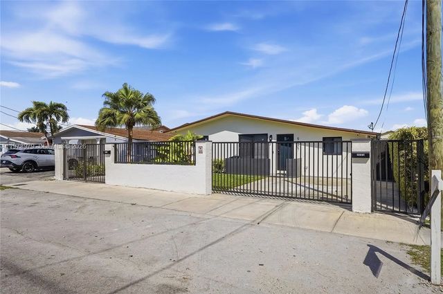 3 of 45 - 9007 Sw 38th Street, Miami, FL