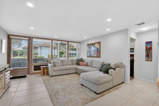 Photo of Listing #R11167588