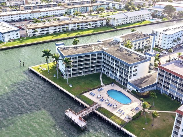 4 of 23 - 100 Paradise Harbour Boulevard #304, North Palm Beach, FL