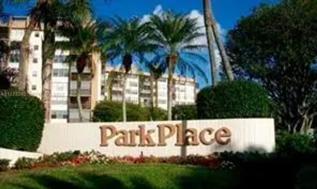 1400 Saint Charles Place #713, Pembroke Pines