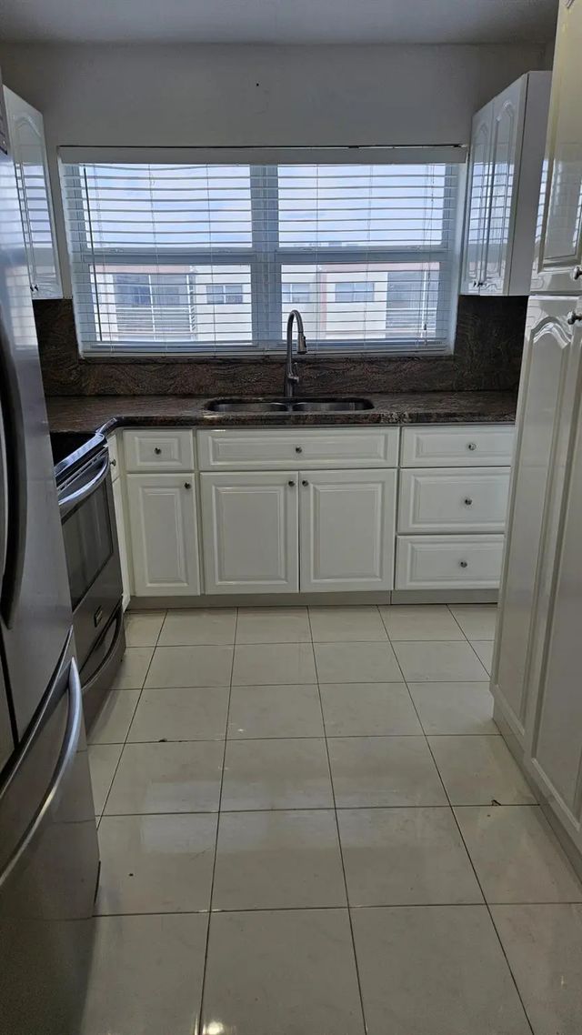 5 of 18 - 4042 Nw 19th Street #f411, Fort Lauderdale, FL