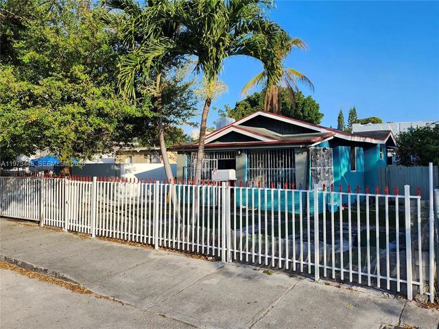 4 of 6 - 227 Nw 33rd Street, Miami, FL