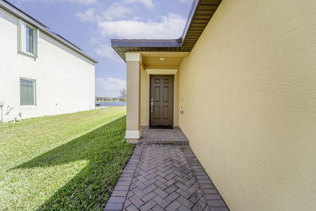 4 of 29 - 788 Worlington Lane, Fort Pierce, FL