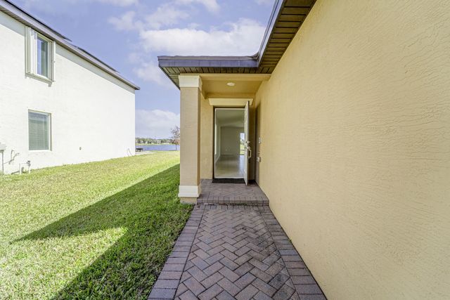 5 of 29 - 788 Worlington Lane, Fort Pierce, FL