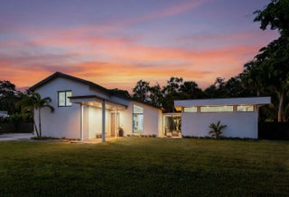 Photo of Listing #R11167672