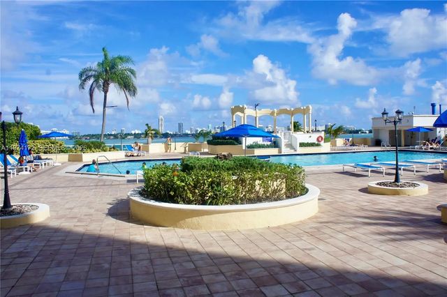 5 of 20 - 7601 E Treasure Drive #1406, North Bay Village, FL