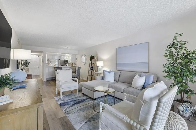 3 of 34 - 5722 Coral Lake Drive #210, Margate, FL