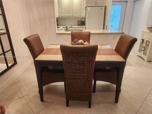 4 of 26 - 5101 Nw 34th Street #101, Lauderdale Lakes, FL