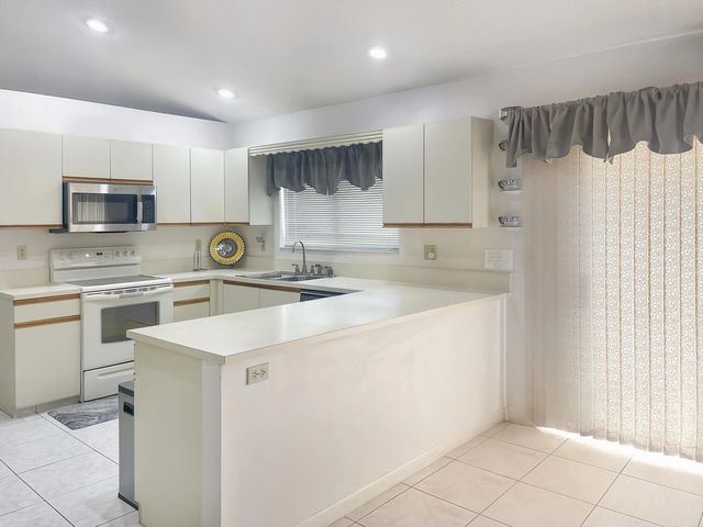 3 of 6 - 9525 El Clair Ranch Road, Boynton Beach, FL