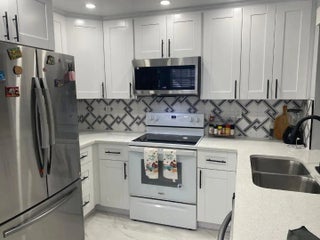 Photo of Listing #F10555548