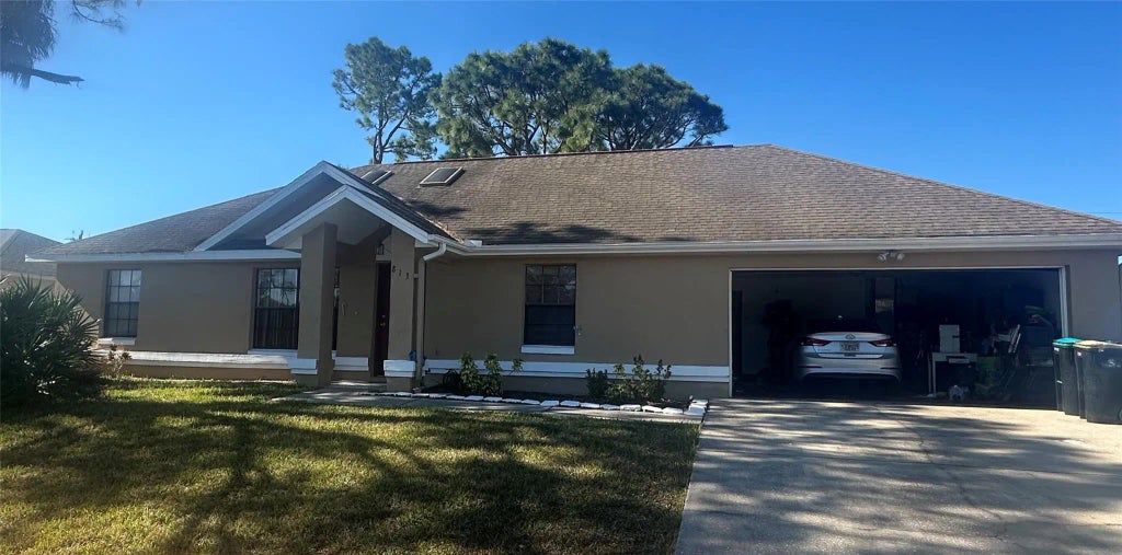 813 Seven Gables Circle, Palm Bay