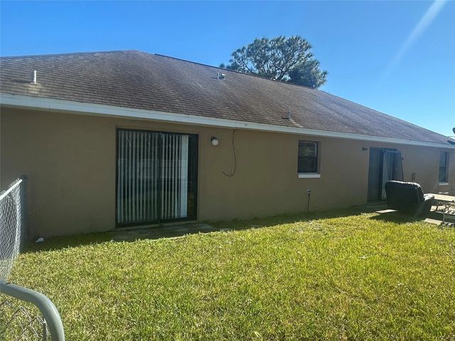 3 of 7 - 813 Seven Gables Circle, Palm Bay, FL