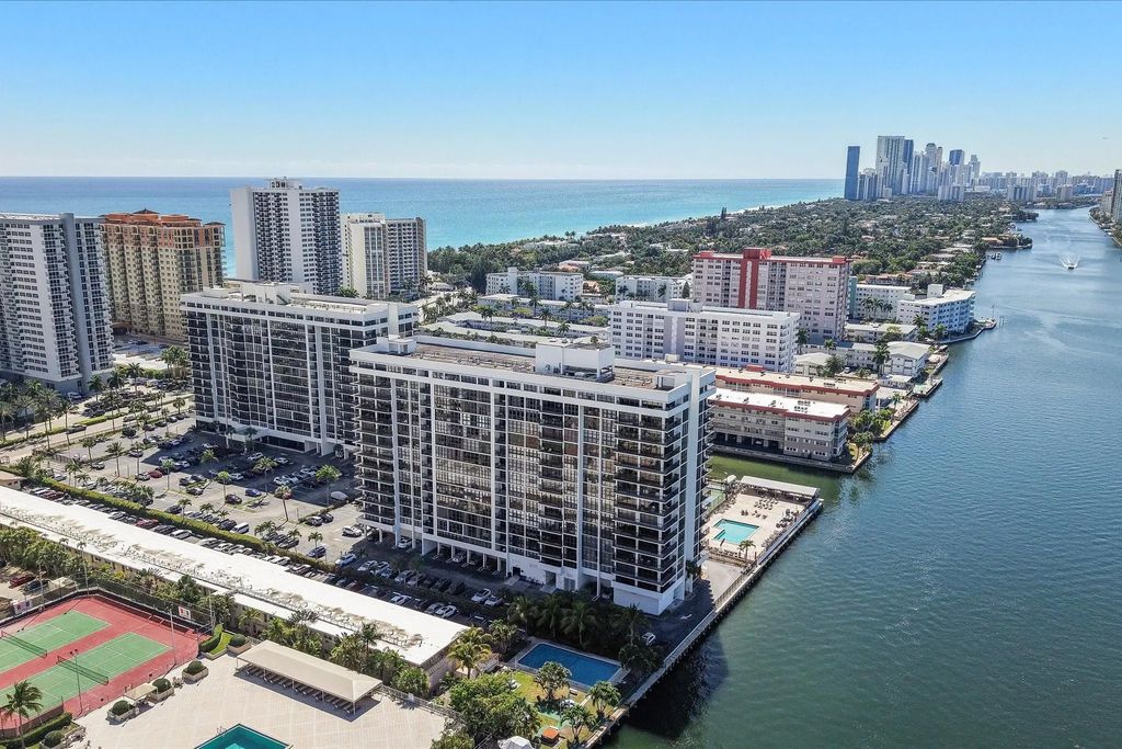 2017 S Ocean Drive #ph1, Hallandale Beach