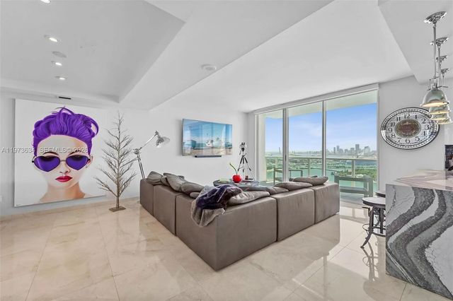 2 of 42 - 650 West Avenue #ph09, Miami Beach, FL