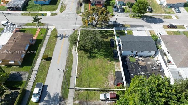 2 of 12 - 1990 Nw 153rd Street, Miami Gardens, FL
