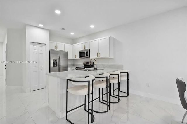 4 of 34 - 178 Se 33rd Terrace, Homestead, FL