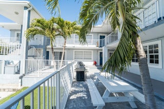 Photo of Listing #R11167842