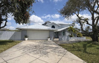 Photo of Listing #R11167855