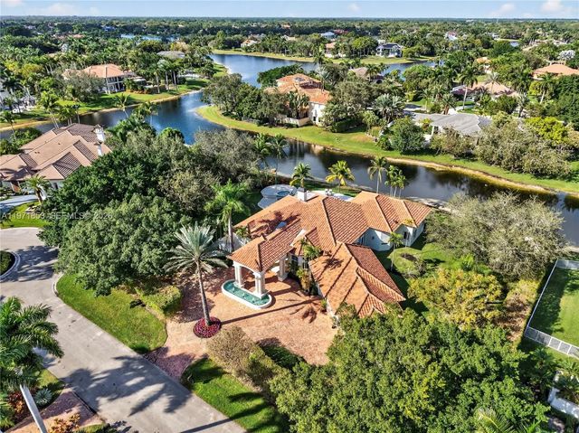 3520 Paddock Road, Weston