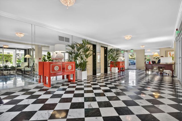 4 of 20 - 227 Australian Avenue #2c, Palm Beach, FL