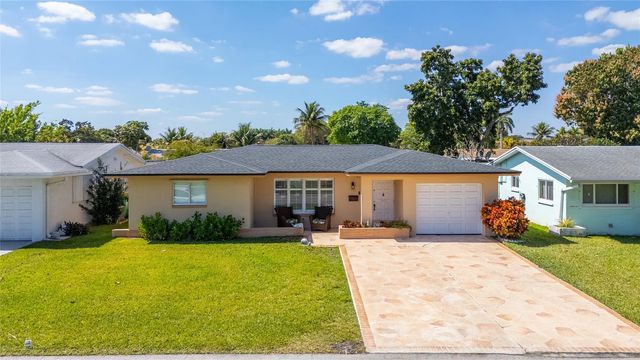 3 of 30 - 5607 Nw 49th Avenue, Tamarac, FL